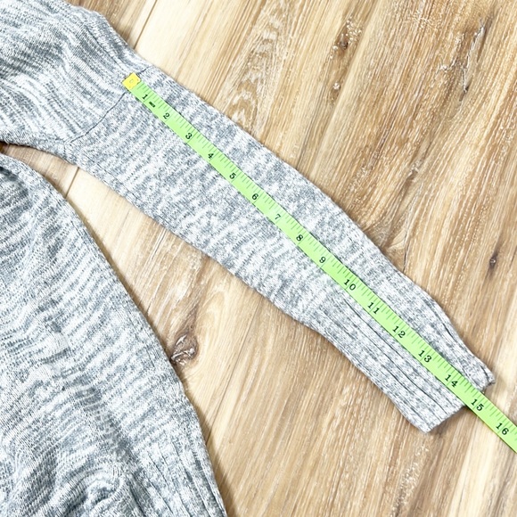 Aritzia Tallis Gray Cardigan Sweater - Picture 12 of 12